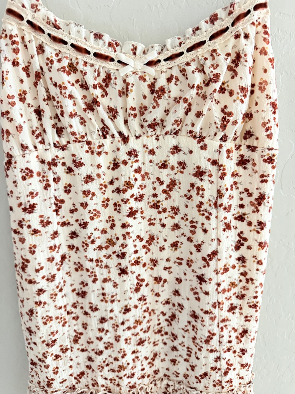 Dress - Picture 2 of 3